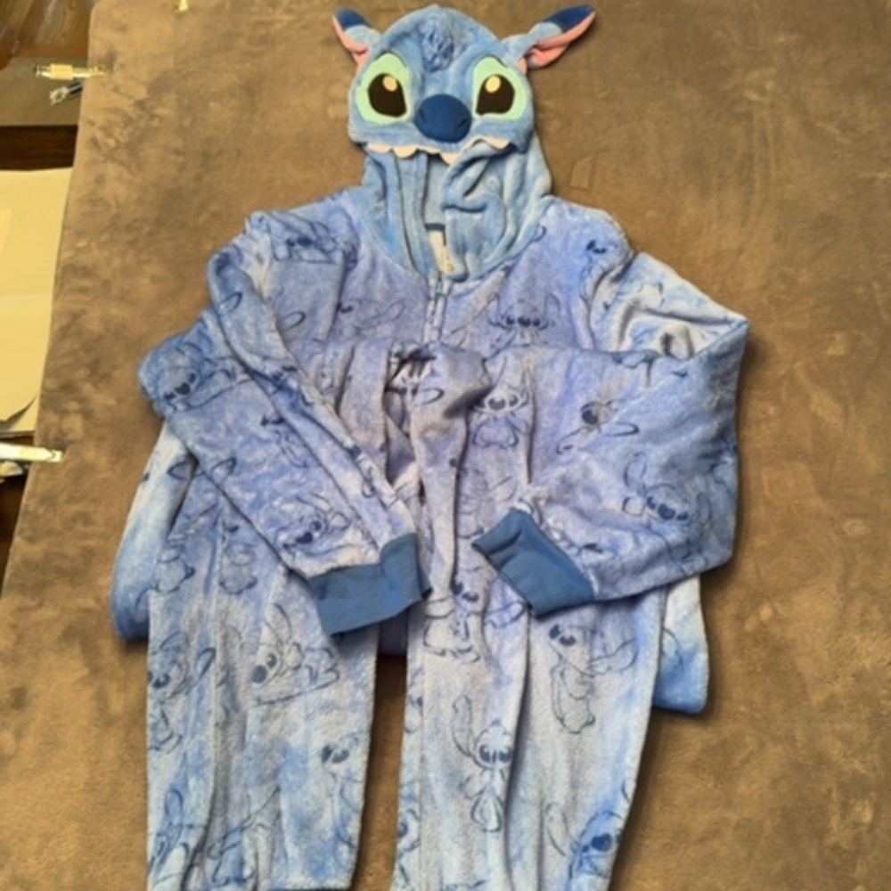 Disney Onesie Women 2XL Blue Stitch Graphic Faux Fur Loungewear Pajamas